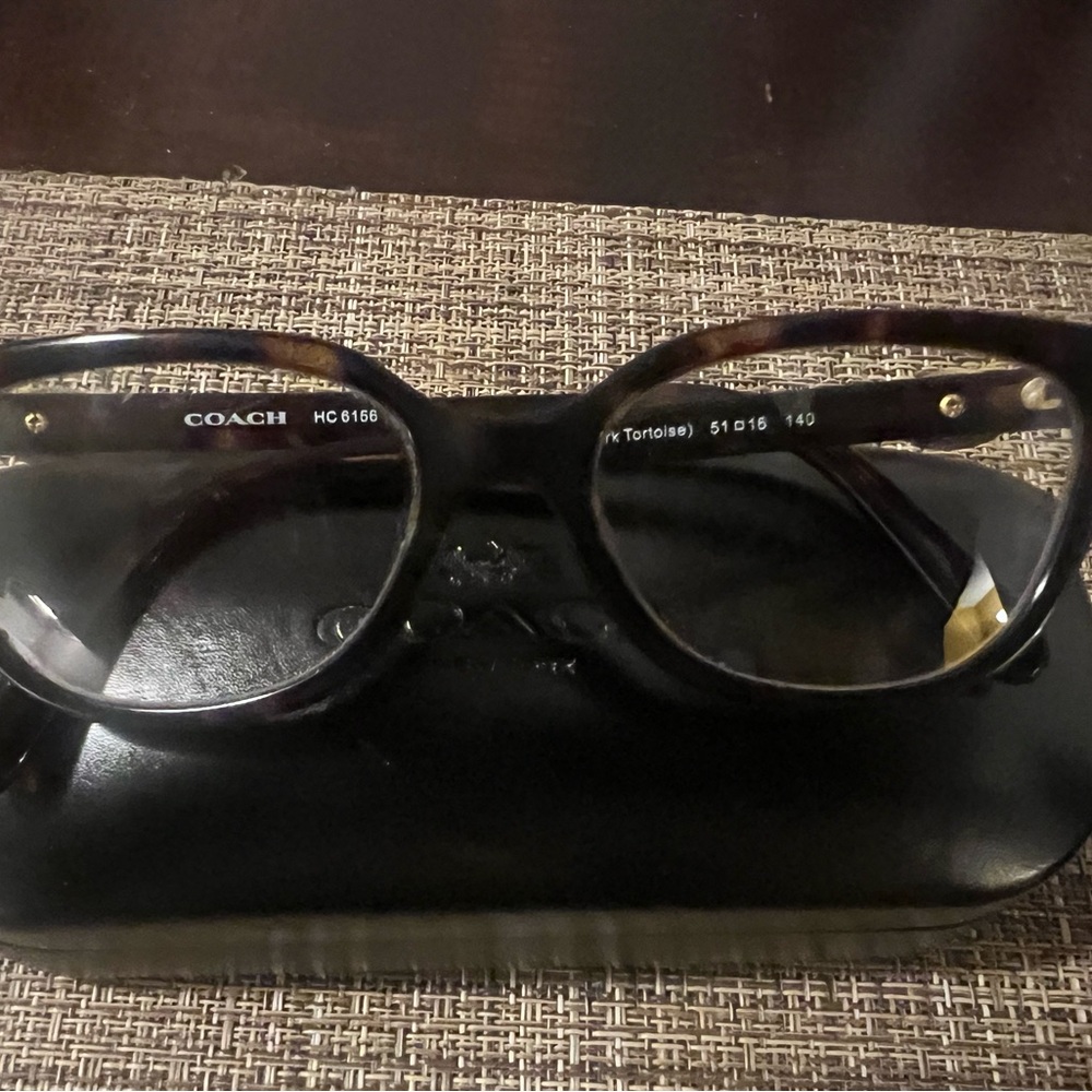 Prescription eye glasses